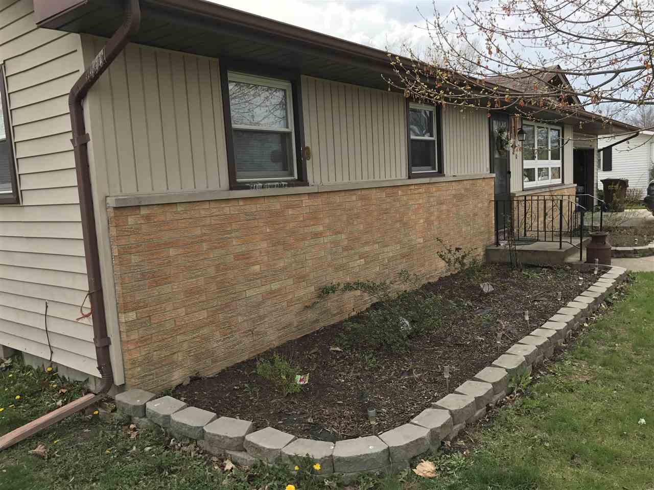 300 Spring Street Geneva, IN 46740 - Photo 3 of 34 Gallery Image 3