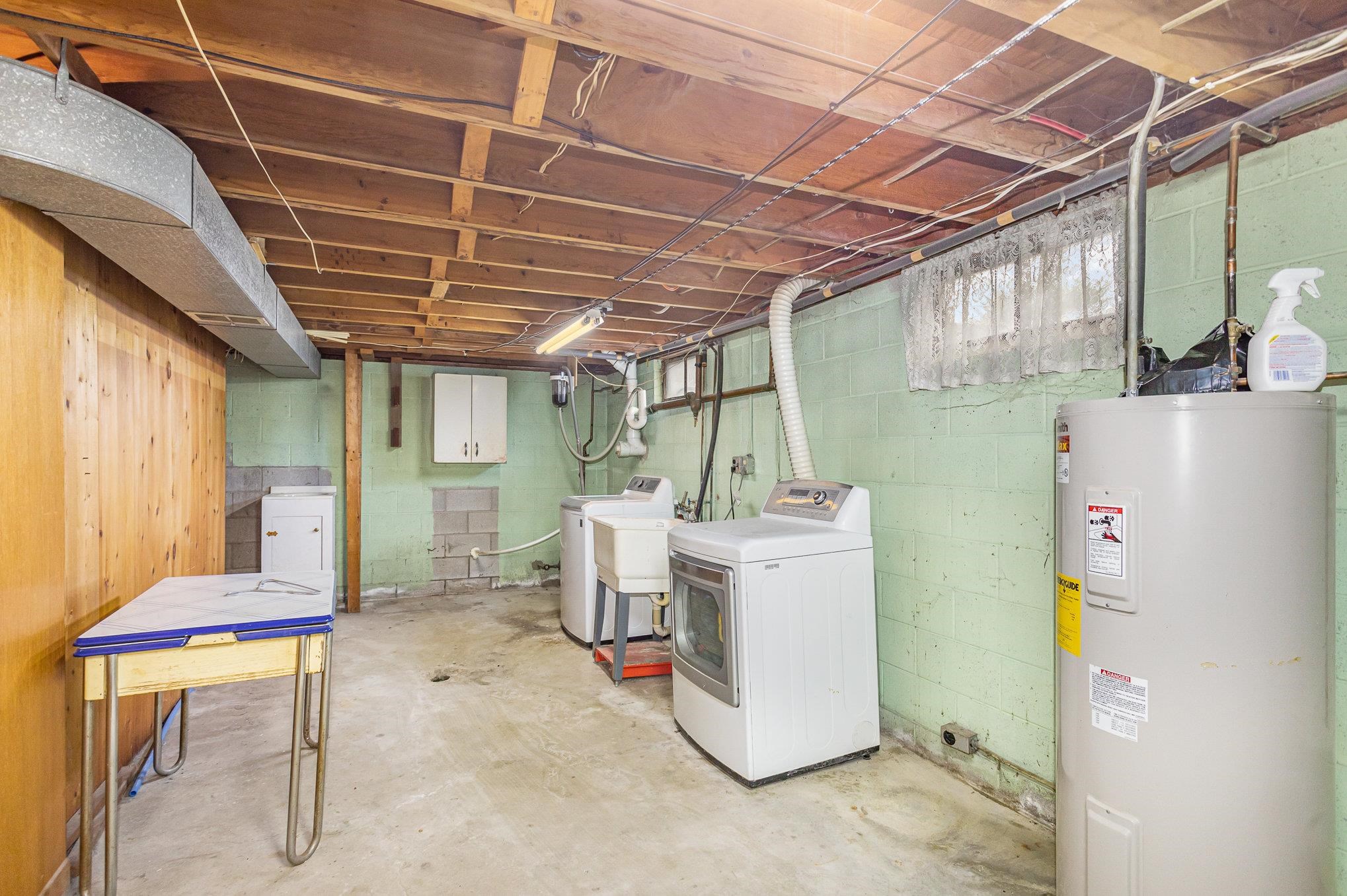 316 South Tuscola Road Bay City, MI 48708 - Photo 25 of 32