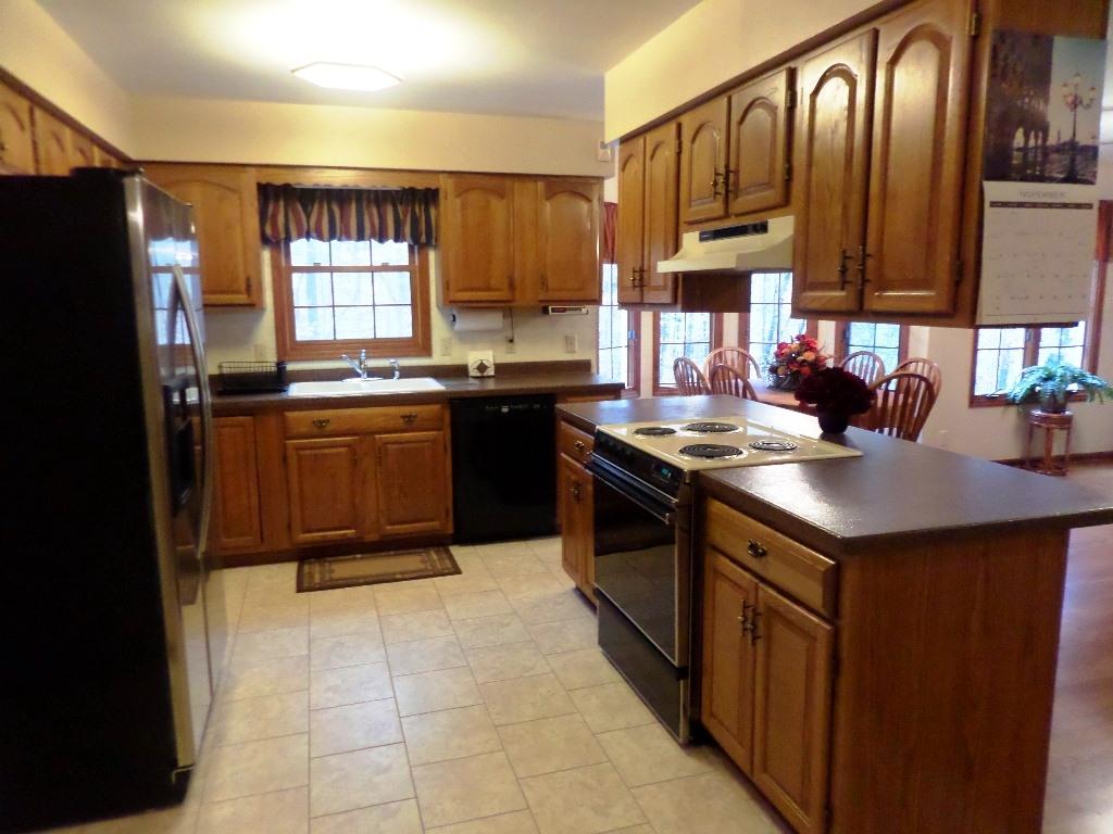 105 Newark Lane Oak Ridge, TN 37830 - Photo 4 of 36 kitchen