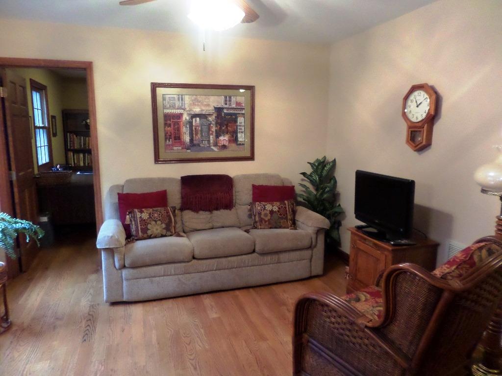 105 Newark Lane Oak Ridge, TN 37830 - Photo 8 of 36 sittingarea