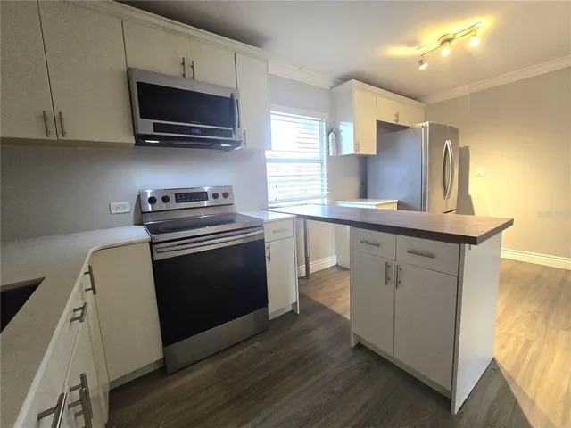 $85,000 | 914 Southwest 8th Avenue, Unit 57, Gainesville, FL 32601