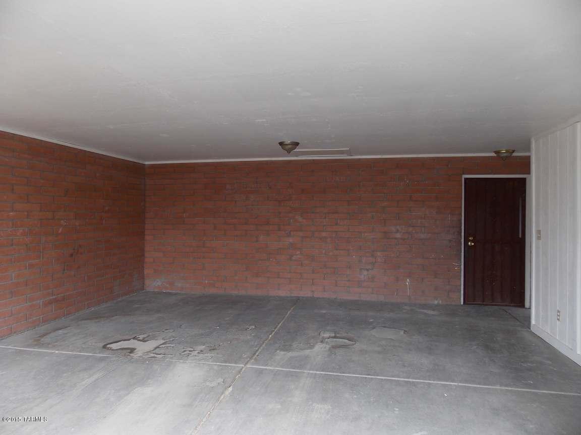 380 West Lerdo Road Tucson, AZ 85756 - Photo 4 of 20 Gallery Image 4