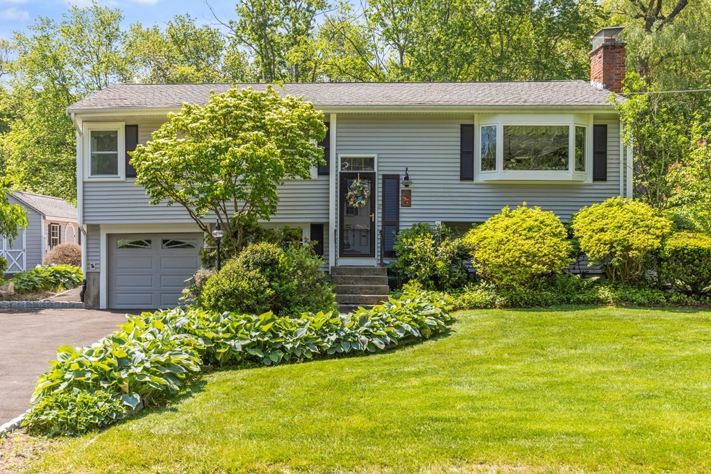 25 Aqueduct Road Wayland, MA 01778 - Photo 1 of 41 Gallery Image 1