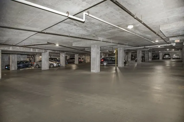 $399,900 | 3232 North Halsted Street, Unit H206, Chicago, IL 60657