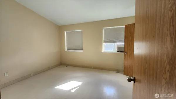 $2,795 | 705 West Brokaw Road, Camano Island, WA 98282