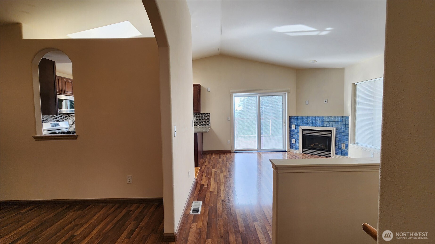 705 West Brokaw Road Camano Island, WA 98282 - Photo 30 of 40