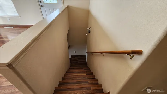 an empty room with a hallway