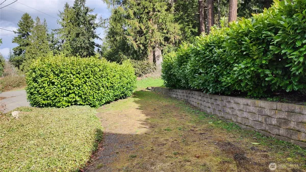 $2,795 | 705 West Brokaw Road, Camano Island, WA 98282