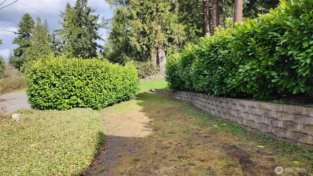 $2,795 | 705 West Brokaw Road, Camano Island, WA 98282