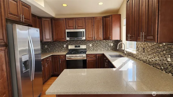 $2,795 | 705 West Brokaw Road, Camano Island, WA 98282