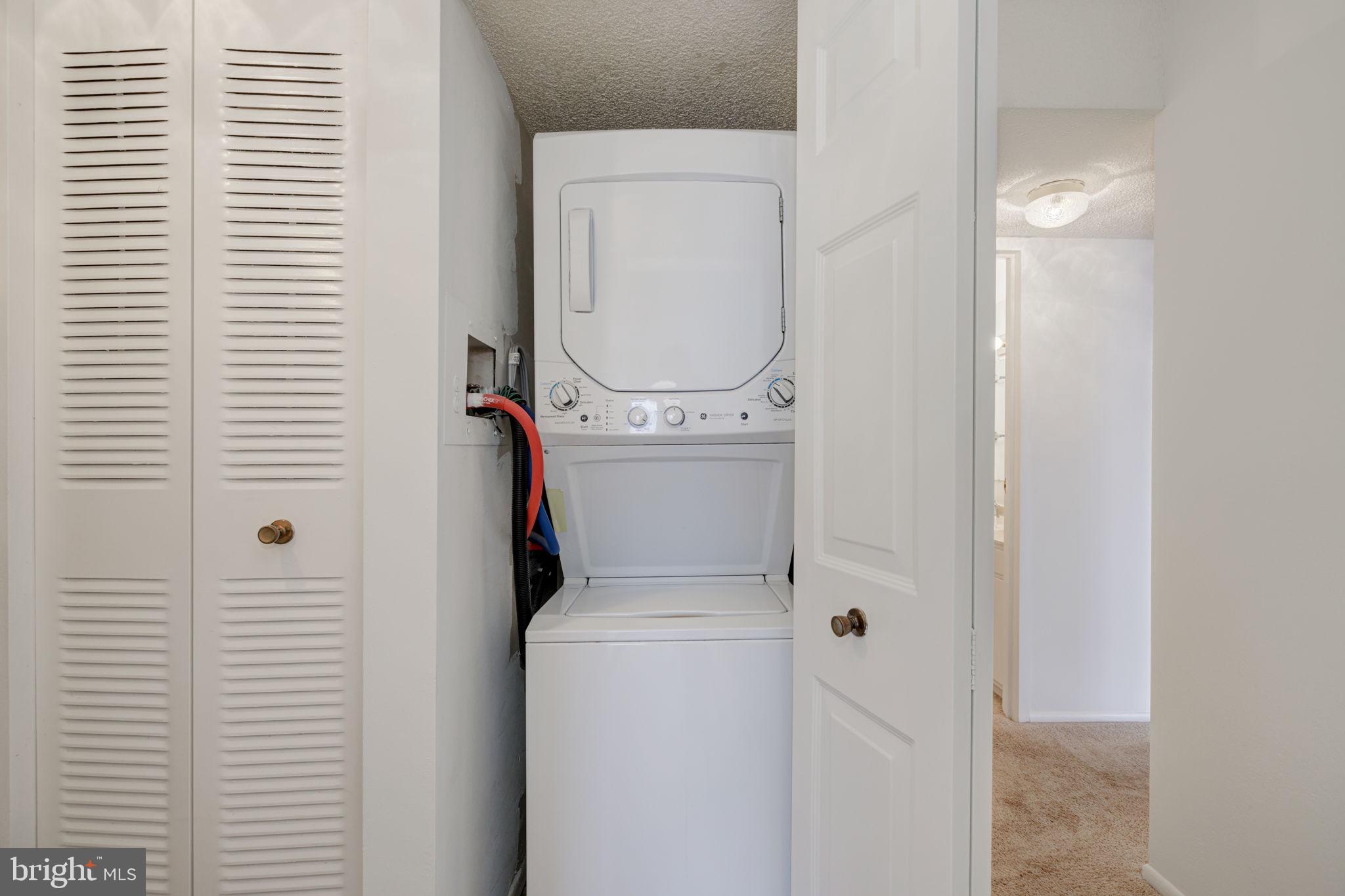 6800 Fleetwood Road, Unit 720 McLean, VA 22101 - Photo 23 of 28 In-Unit Washer & Dryer