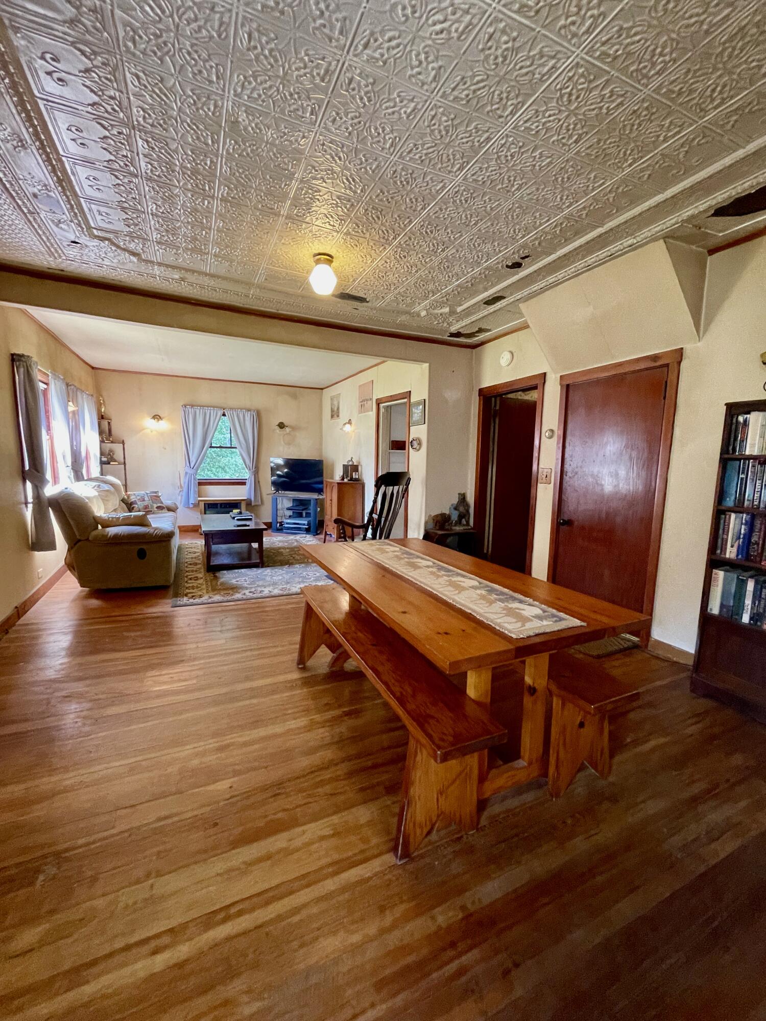 786-784 Bangor Road Ellsworth, ME 04605 - Photo 25 of 44 Dining room