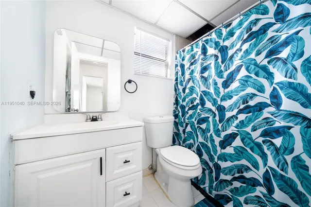 $165,000 | 13500 Northeast 3rd Court, Unit 325, North Miami, FL 33161