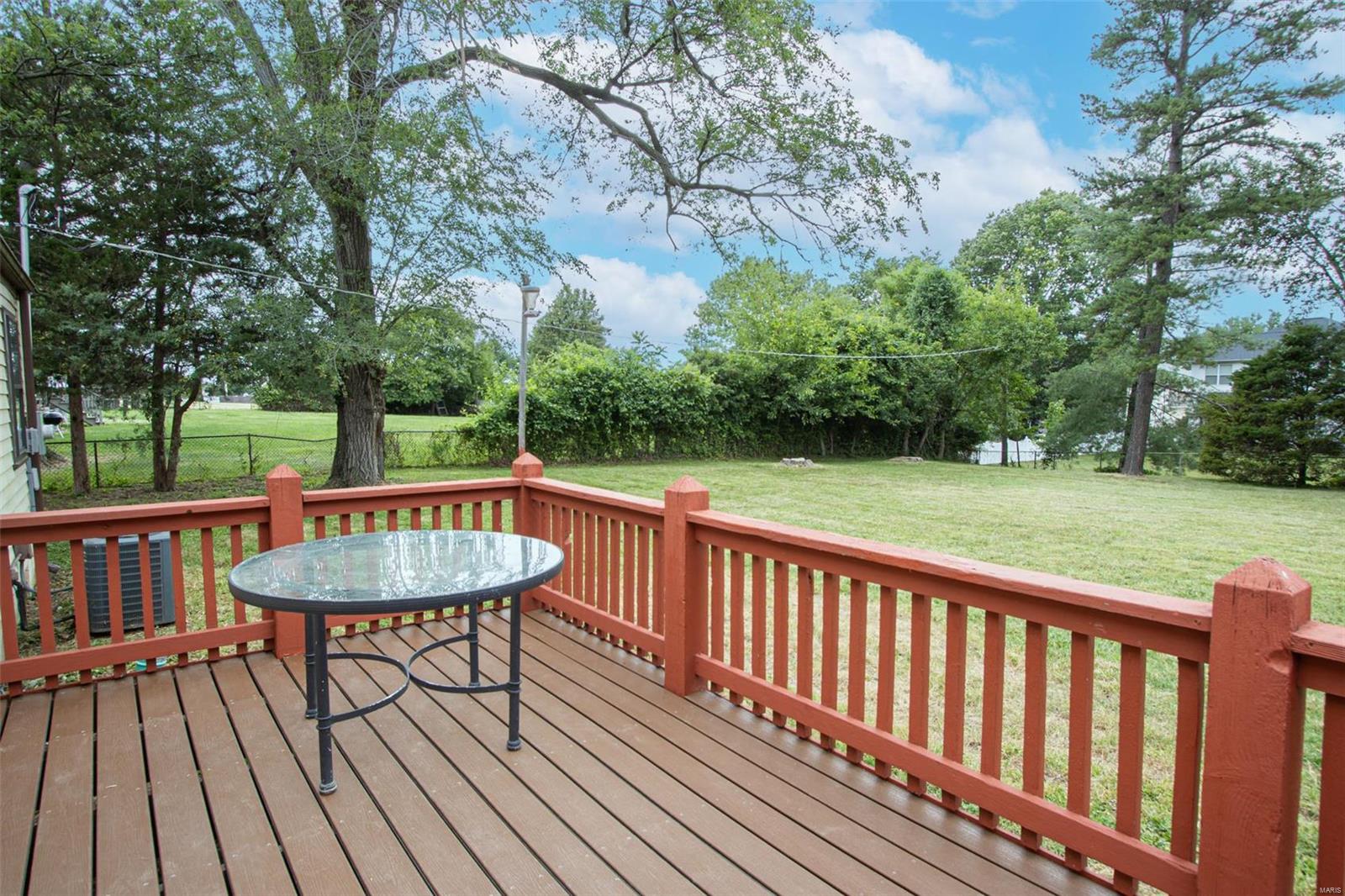 147 Susan Road St. Louis, MO 63129 - Photo 7 of 19