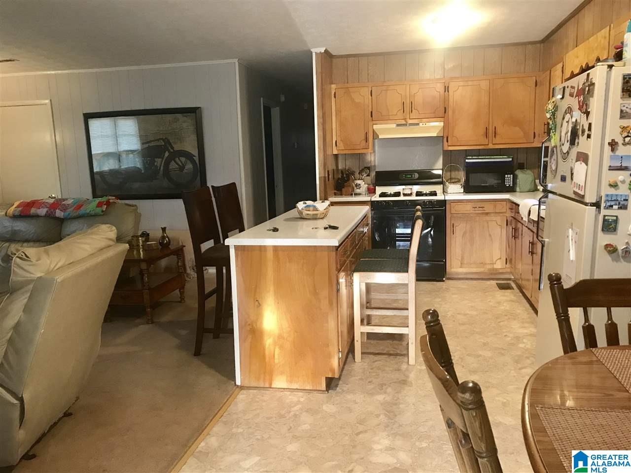 68 Pine Street Anniston, AL 36201 - Photo 3 of 16