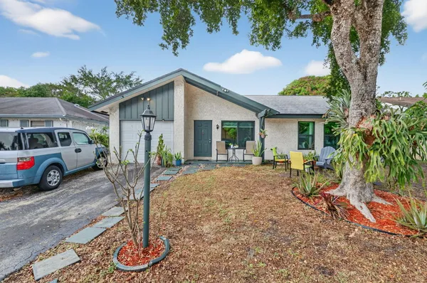 $450,000 | 1236 Southwest 75th Avenue, North Lauderdale, FL 33068