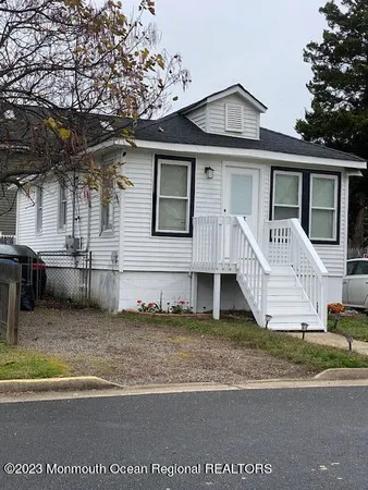 $2,200 | 243 Seabreeze Avenue, Middletown, NJ 07748