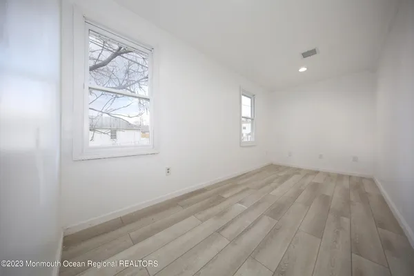 $2,200 | 243 Seabreeze Avenue, Middletown, NJ 07748
