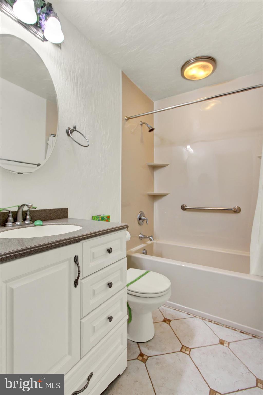 1127 Canadochly Road York, PA 17406 - Photo 14 of 28 Gallery Image 14