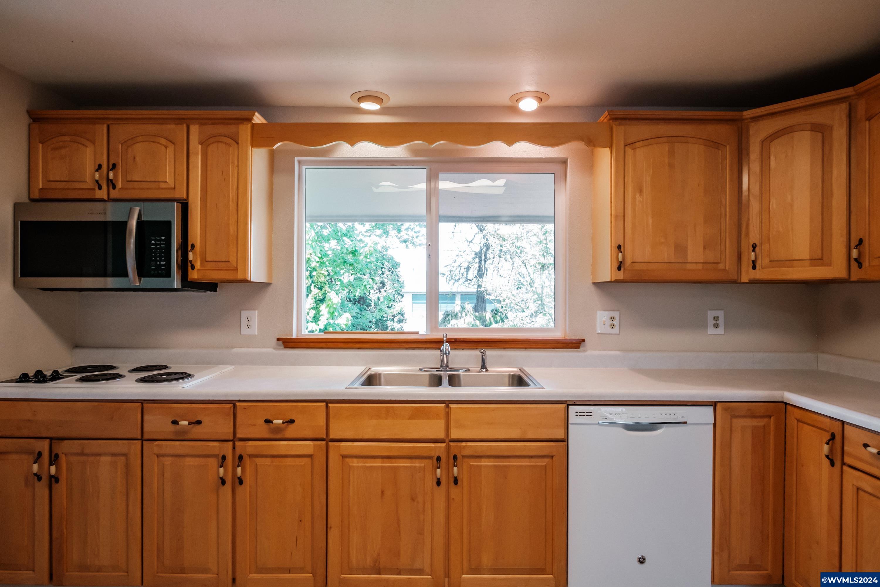1570 Cordon Road Northeast Salem, OR 97317 - Photo 41 of 42 Gallery Image 41