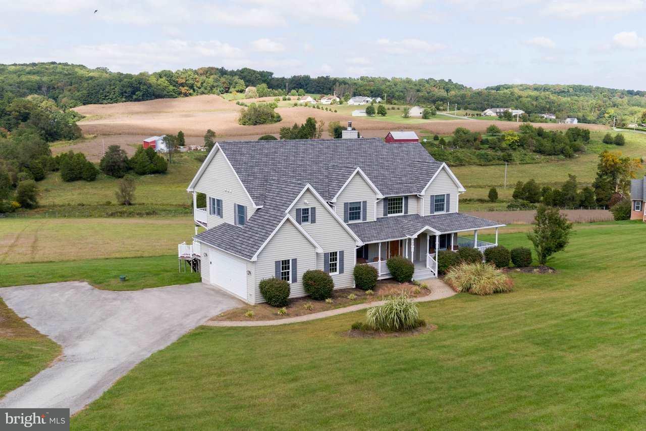 865 Deer Road Fawn Grove, PA 17321 - Photo 2 of 36 Gallery Image 2