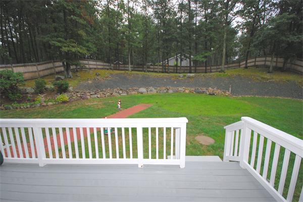 6 Lakeview Road Foxboro, MA 02035 - Photo 6 of 16 Gallery Image 6