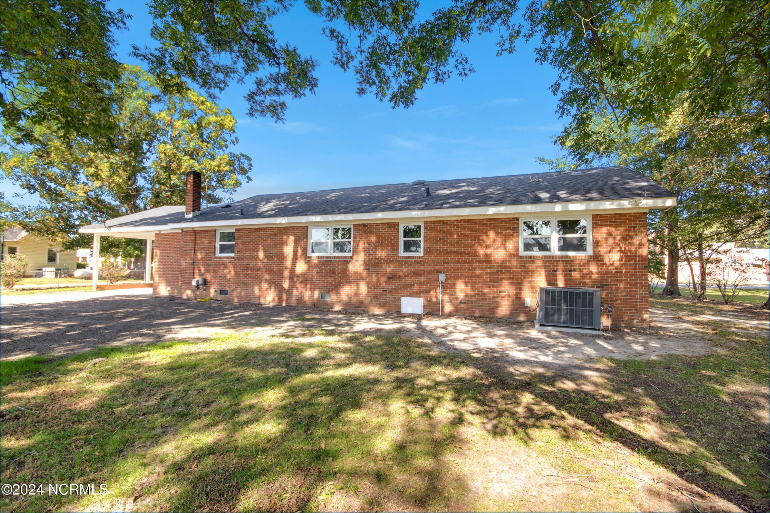 6259 East Blalock Road Lucama, NC 27851 - Photo 24 of 32 026-474370-6259_East_Blalock_Road_IMG_20