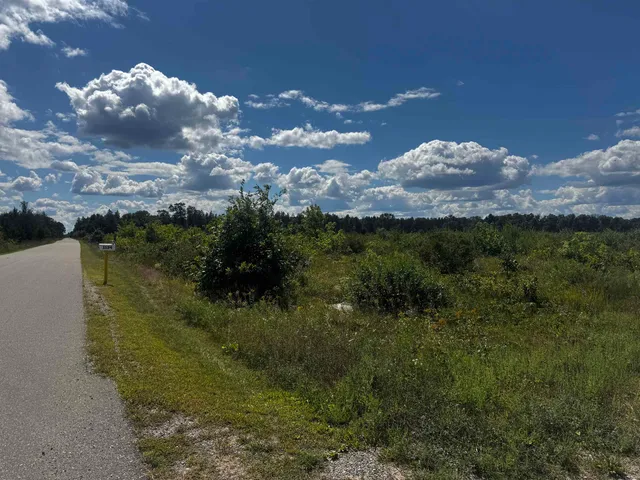 $400,000 | 80-ac 80-ac 13th Avenue, Arkdale, WI 54613