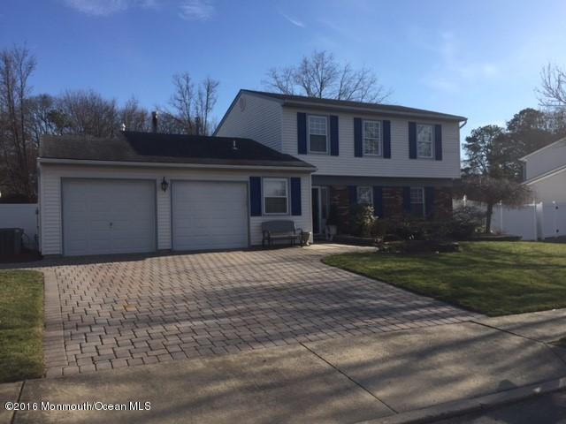 4 Appletree Road Howell, NJ 07731 - Photo 1 of 12 Appletree front