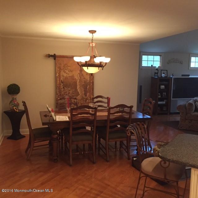 4 Appletree Road Howell, NJ 07731 - Photo 4 of 12 Appletree Kitchen