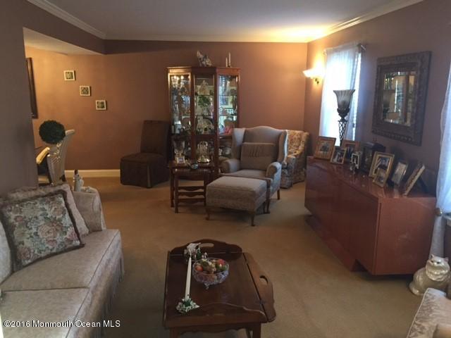 4 Appletree Road Howell, NJ 07731 - Photo 6 of 12 Appletree Living