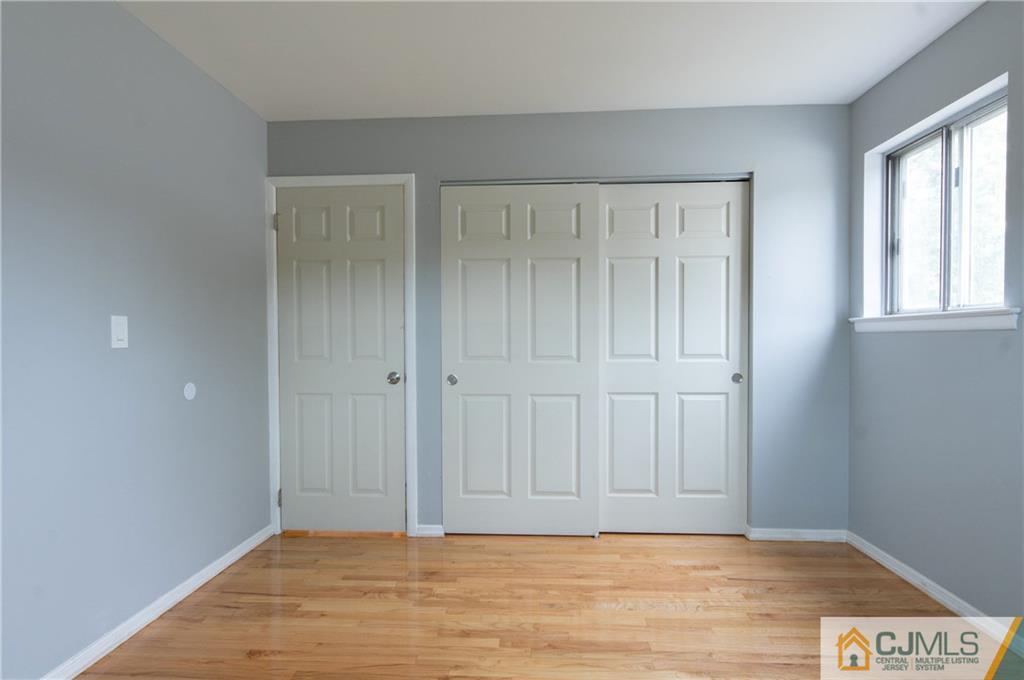 313 New Durham Road Piscataway, NJ 08854 - Photo 18 of 27 Gallery Image 18
