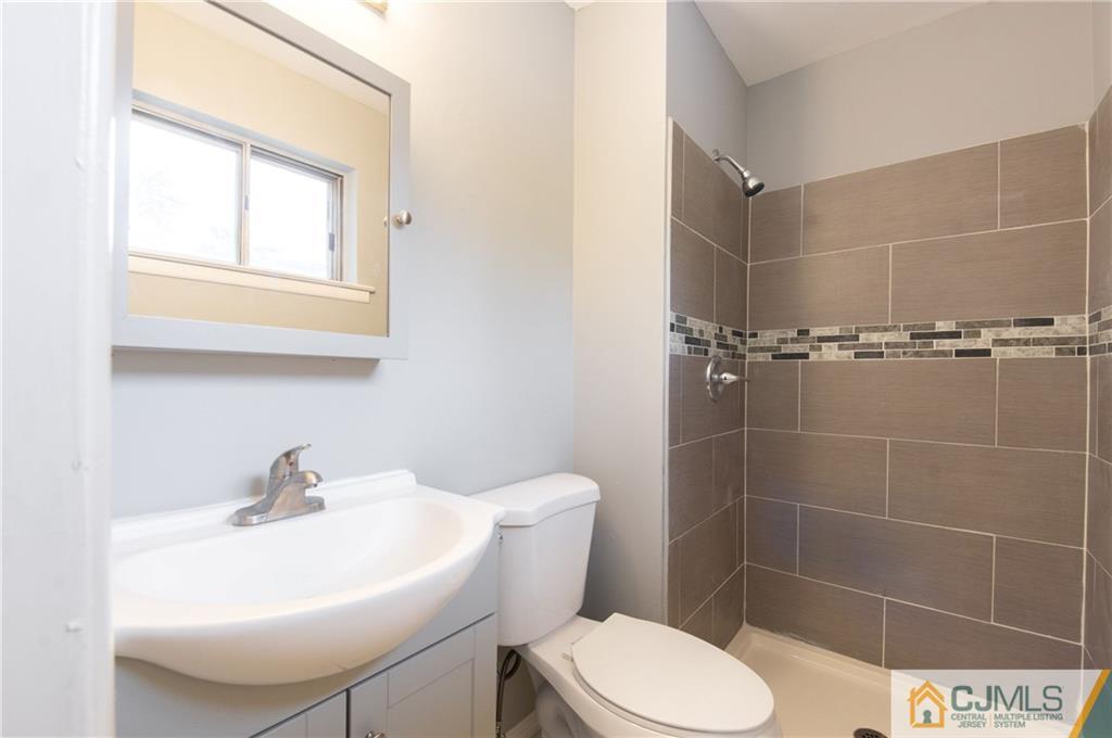 313 New Durham Road Piscataway, NJ 08854 - Photo 21 of 27 Gallery Image 21