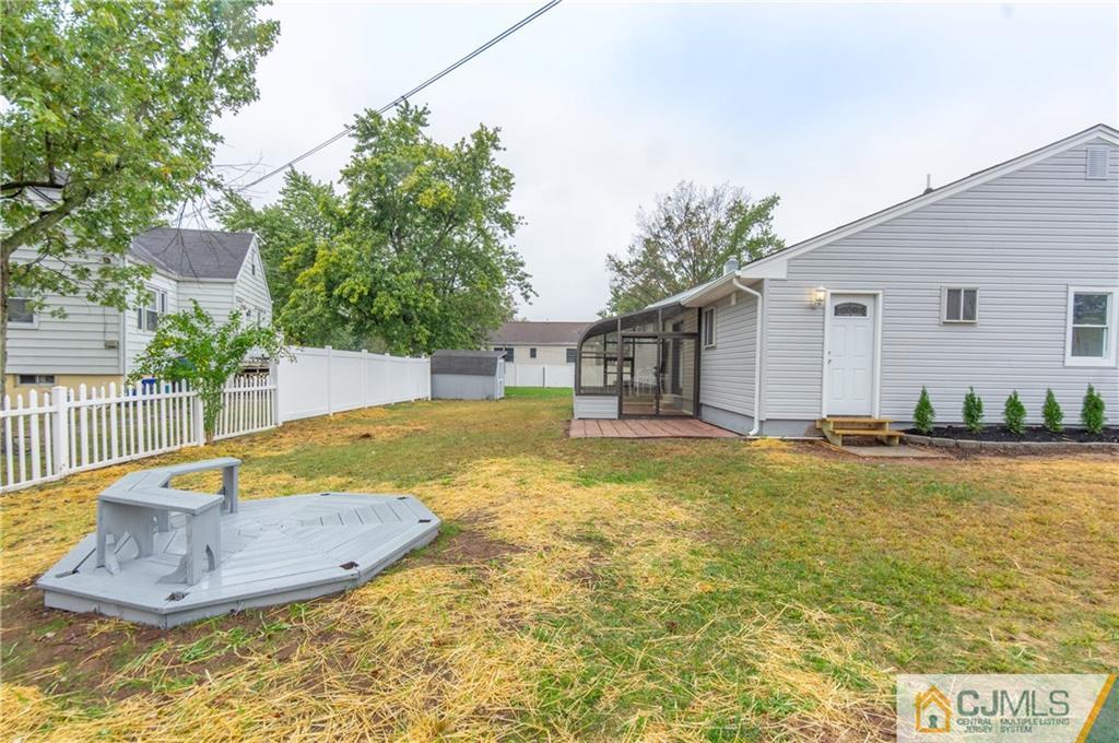 313 New Durham Road Piscataway, NJ 08854 - Photo 26 of 27 Gallery Image 26