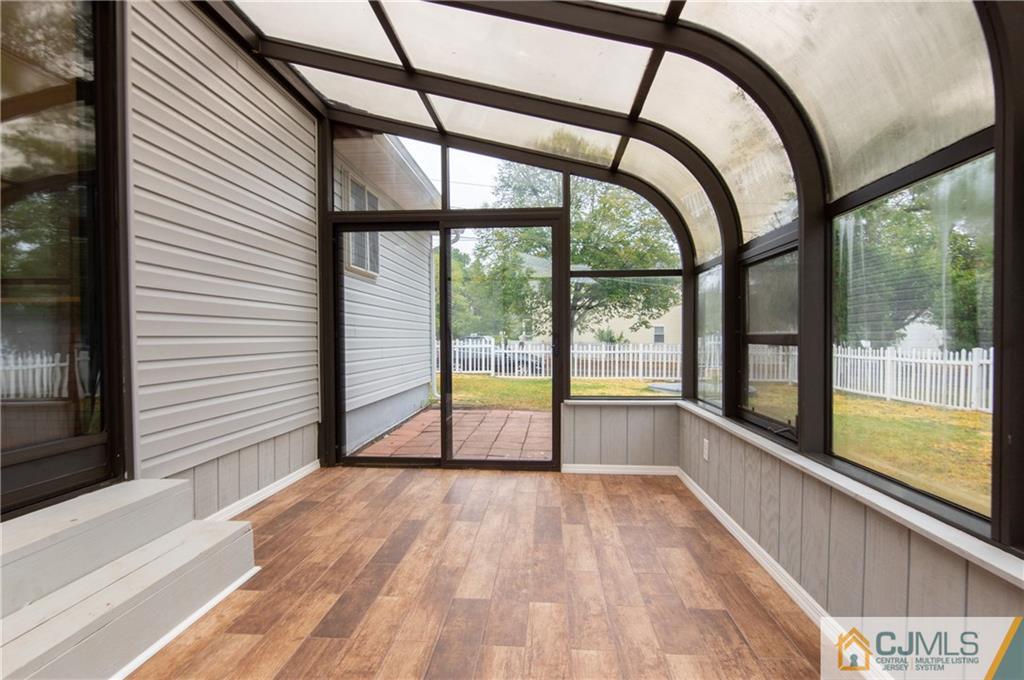 313 New Durham Road Piscataway, NJ 08854 - Photo 7 of 27 Gallery Image 7