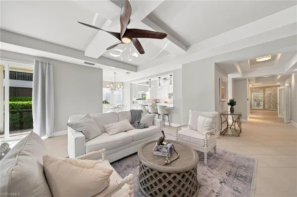 $1,095,000 | 583 Avellino Isles Circle, Unit 24102, Naples, FL 34119