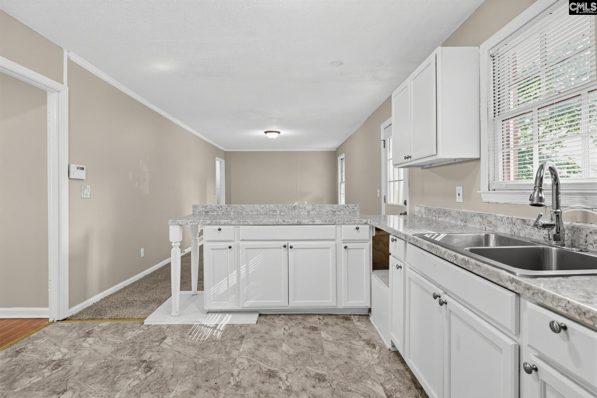 1824 Emerald Valley Road Columbia, SC 29210 - Photo 13 of 37 Gallery Image 13