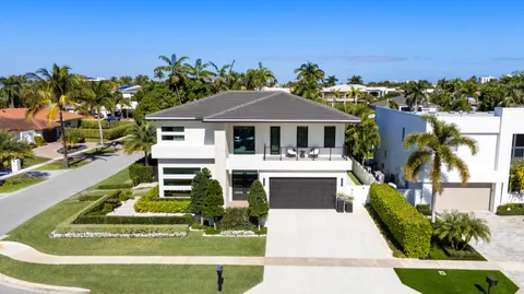 $5,695,000 | 401 Northeast 2nd Street, Boca Raton, FL 33432