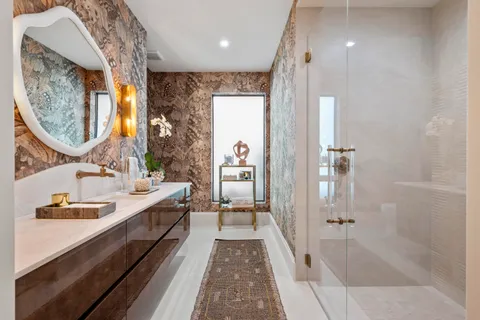 $5,695,000 | 401 Northeast 2nd Street, Boca Raton, FL 33432