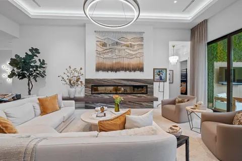 $5,695,000 | 401 Northeast 2nd Street, Boca Raton, FL 33432