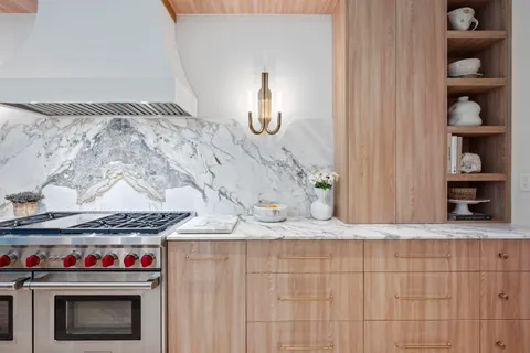 $5,695,000 | 401 Northeast 2nd Street, Boca Raton, FL 33432