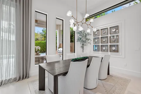 $5,695,000 | 401 Northeast 2nd Street, Boca Raton, FL 33432