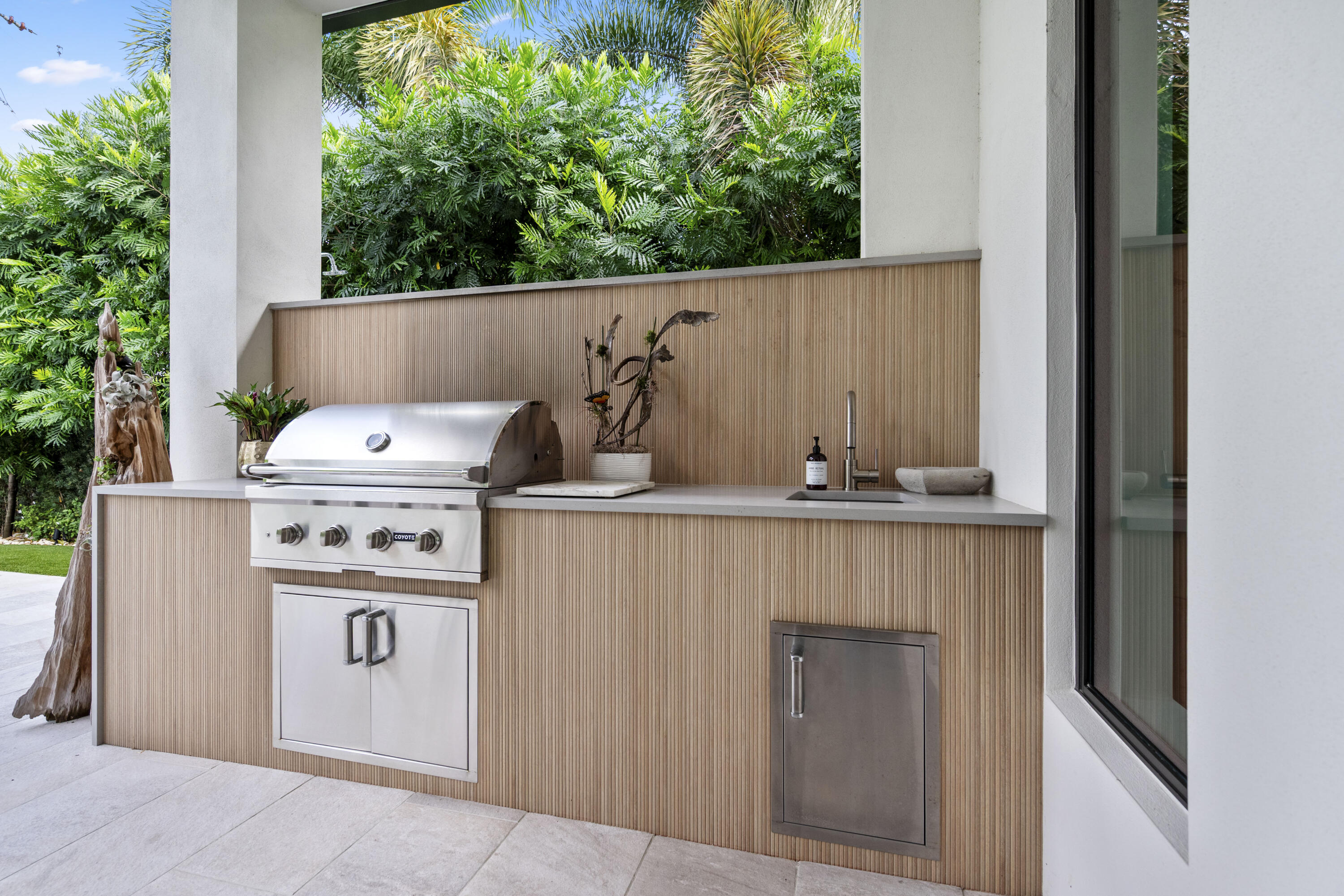 401 Northeast 2nd Street Boca Raton, FL 33432 - Photo 79 of 95 DSC_4760