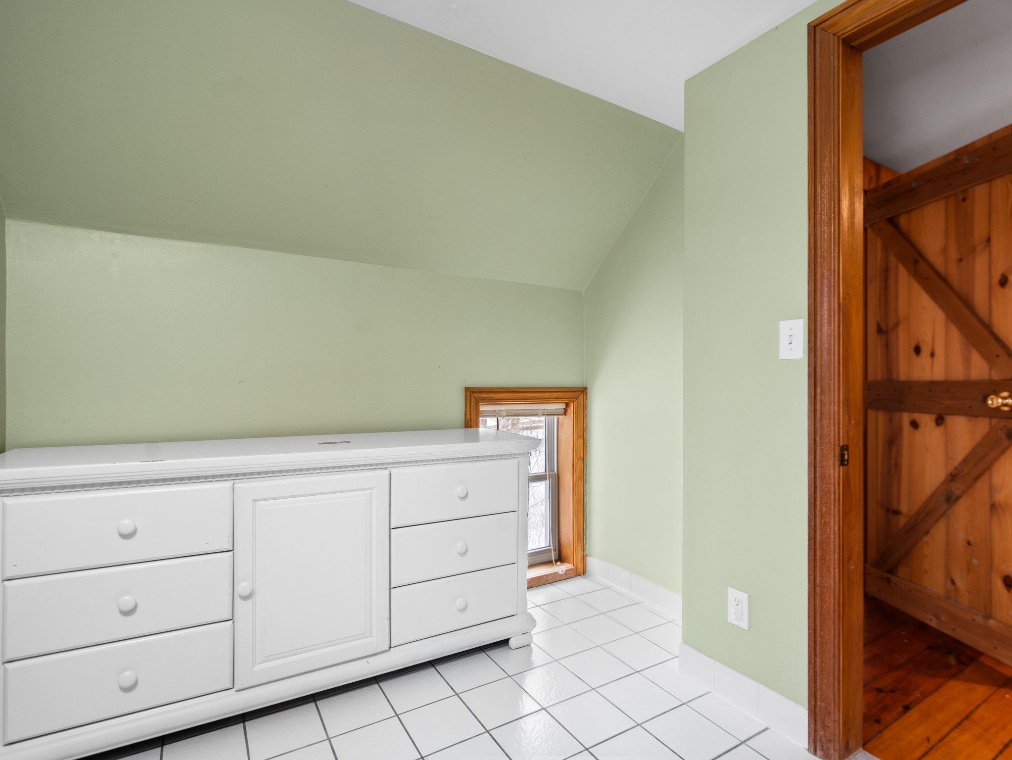 2915 East Hammond Road Traverse City, MI 49686 - Photo 21 of 42