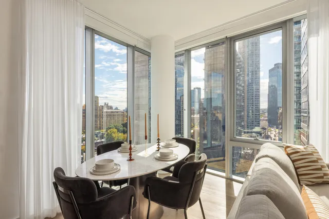 $7,045 | 89 DeKalb Avenue, Unit 16F | Downtown Brooklyn