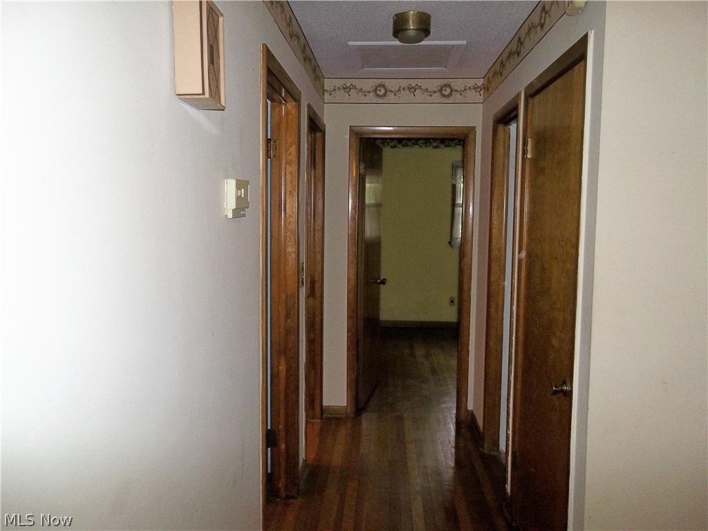 11090 Vermilion Road Oberlin, OH 44074 - Photo 10 of 26 Gallery Image 10