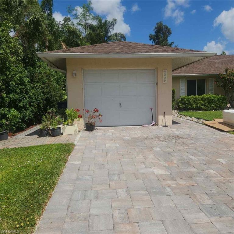 9209 Seville Road Fort Myers, FL 33967 - Photo 1 of 14