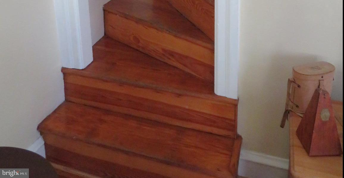 355 Church Road Elkins Park, PA 19027 - Photo 15 of 29 winding staircase to second floor.