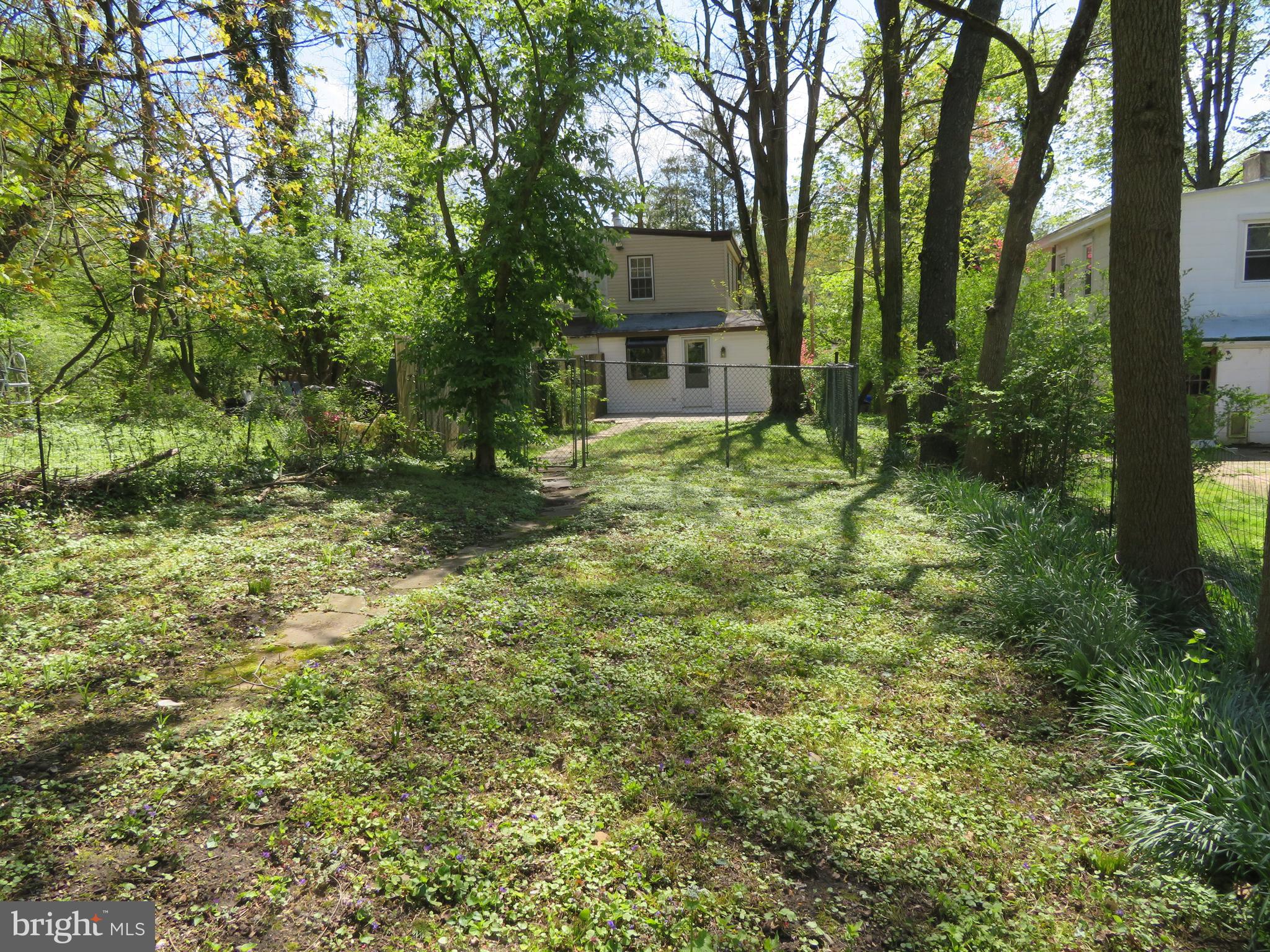 Extended yard space.