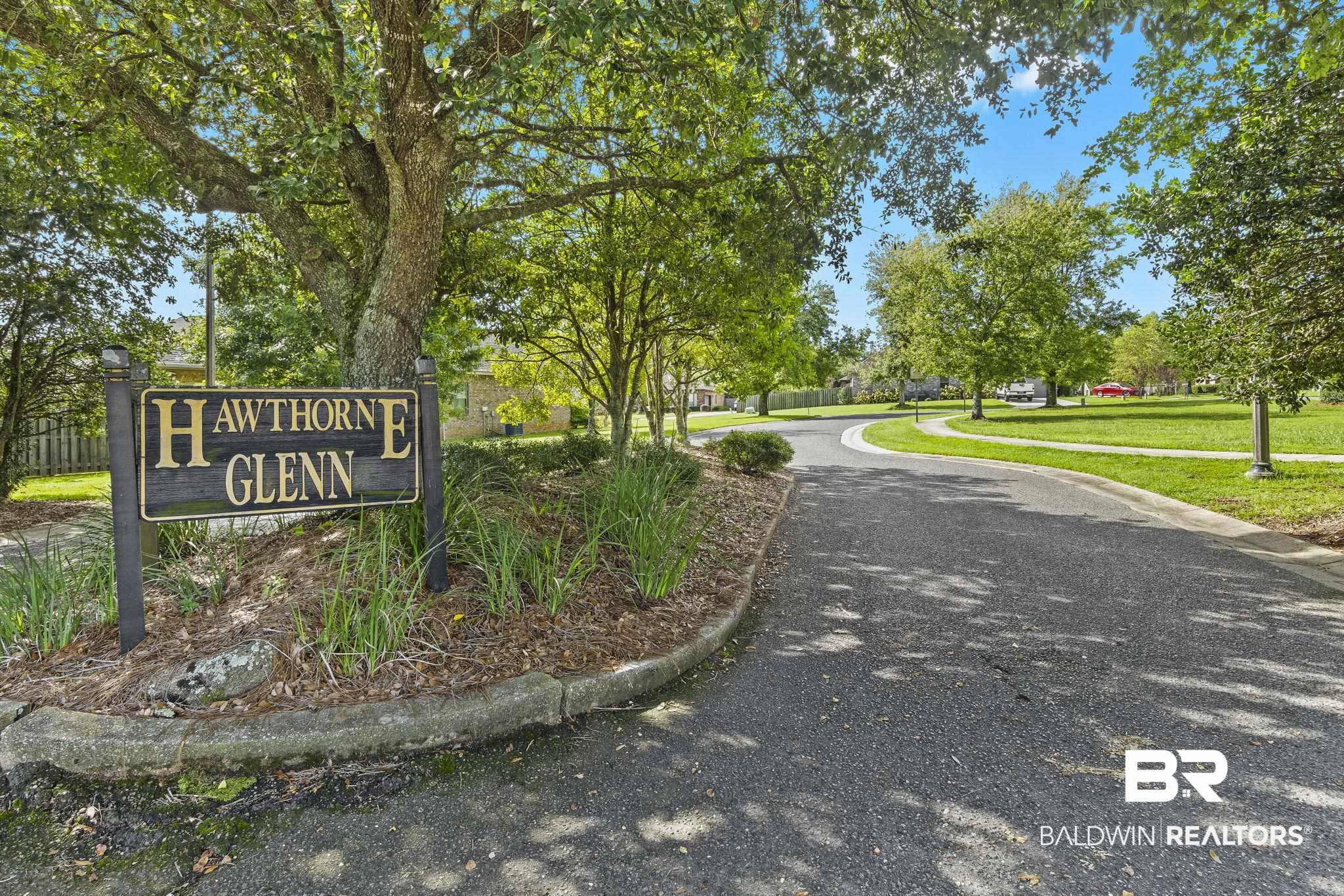 134 Hawthorne Circle Fairhope, AL 36532 - Photo 4 of 45 Hawthorne Glenn Great Location